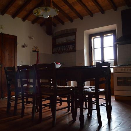 Agriturismo La Disperata Vila San Quirico dʼOrcia Exterior foto
